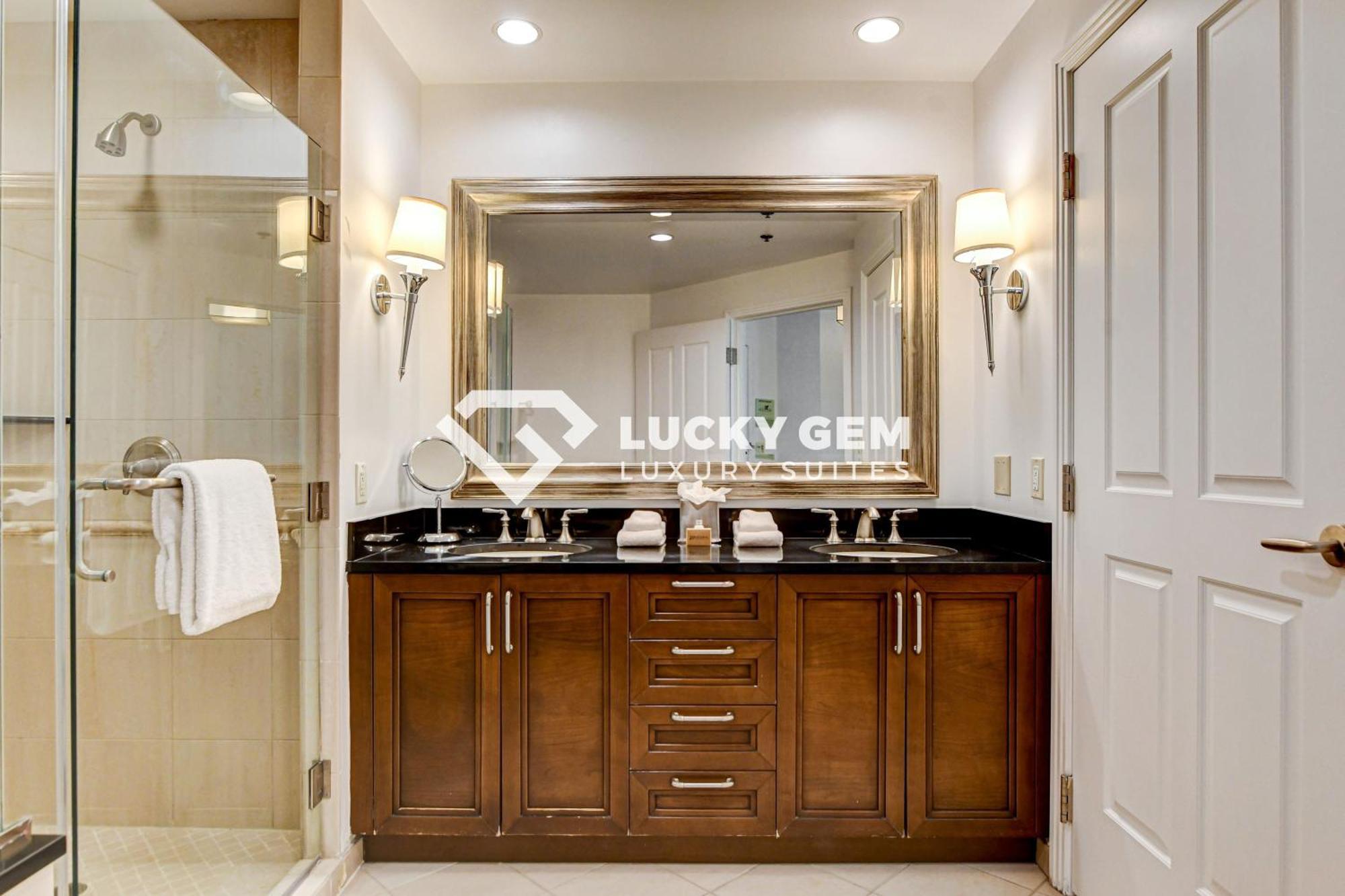 Lucky Gem Penthouse & Luxury At Signature Resort, Balcony Strip View 2605 5*