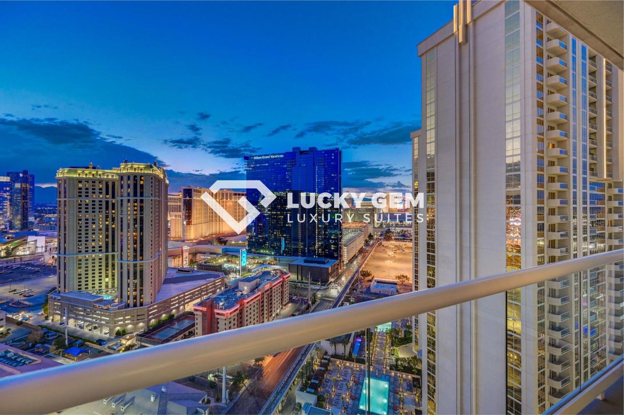 Hotel Lucky Gem Penthouse & Luxury At Signature Resort, Balcony Strip View 2605 Las Vegas